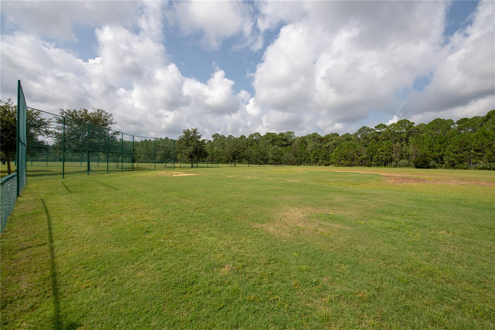 VILLAS AT HERITAGE PARK - Residential