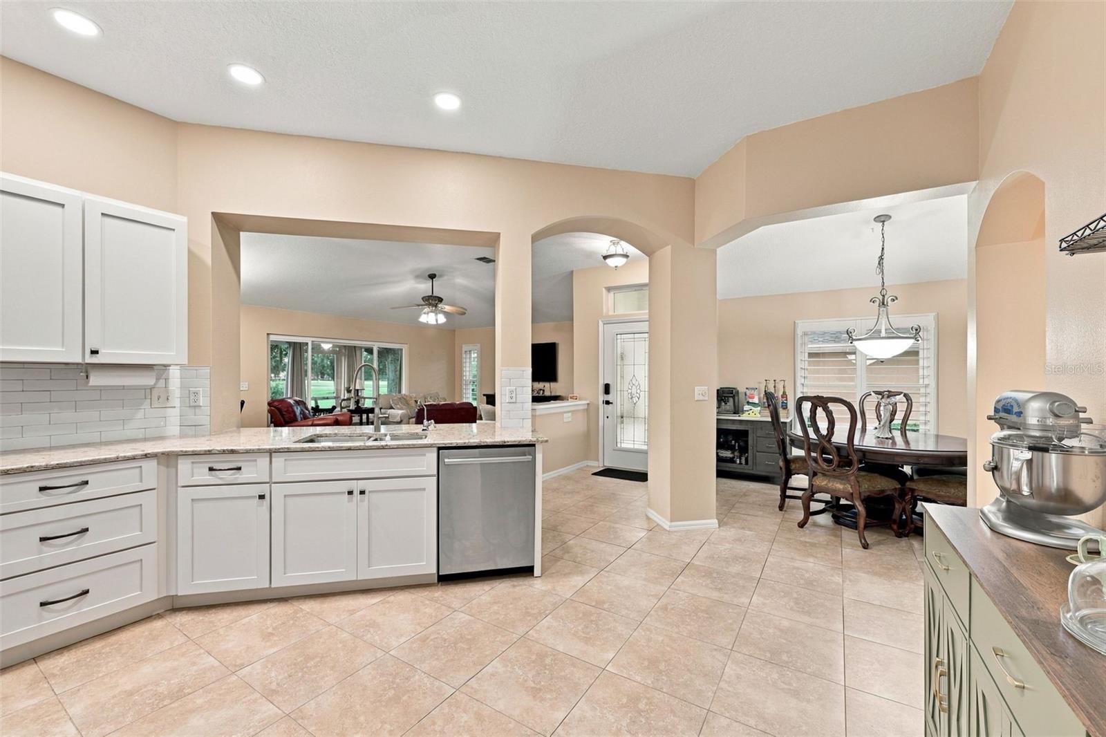 2333 BROOKFIELD GREENS CIRCLE 45, SUN CITY CENTER, FL, 33573 4 2333 BROOKFIELD GREENS CIRCLE 45