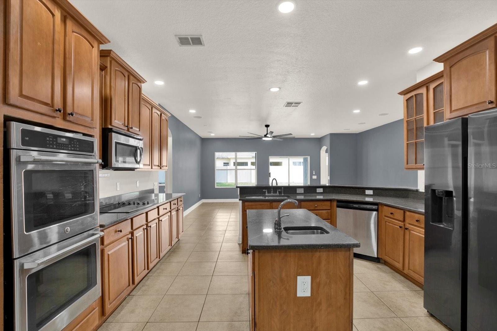 VILLAGES AT AVALON PH 1 - Residential