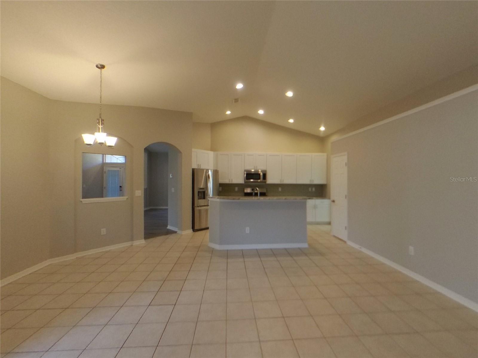 RIVERGLEN UNIT 6 PH 2 & U - Residential Lease