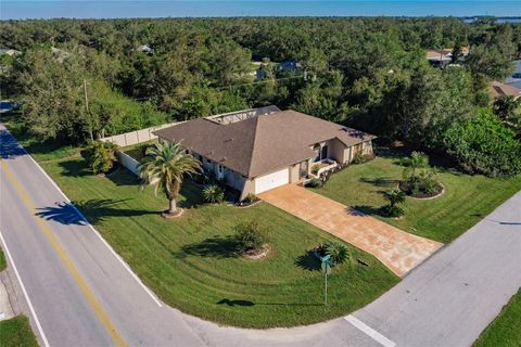 A home in PORT CHARLOTTE