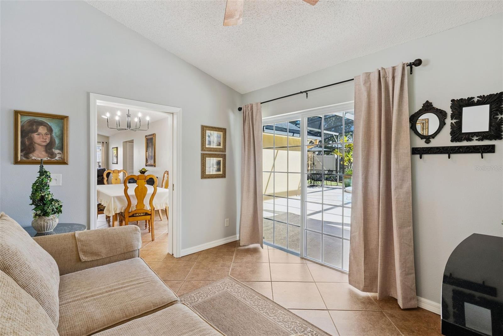 RIVERSIDE AT TWIN RIVERS UN 2 - Residential