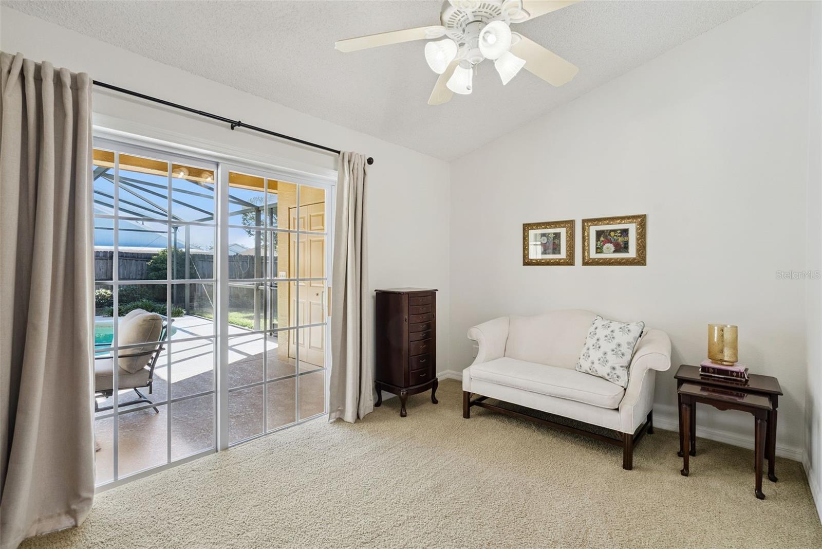 RIVERSIDE AT TWIN RIVERS UN 2 - Residential