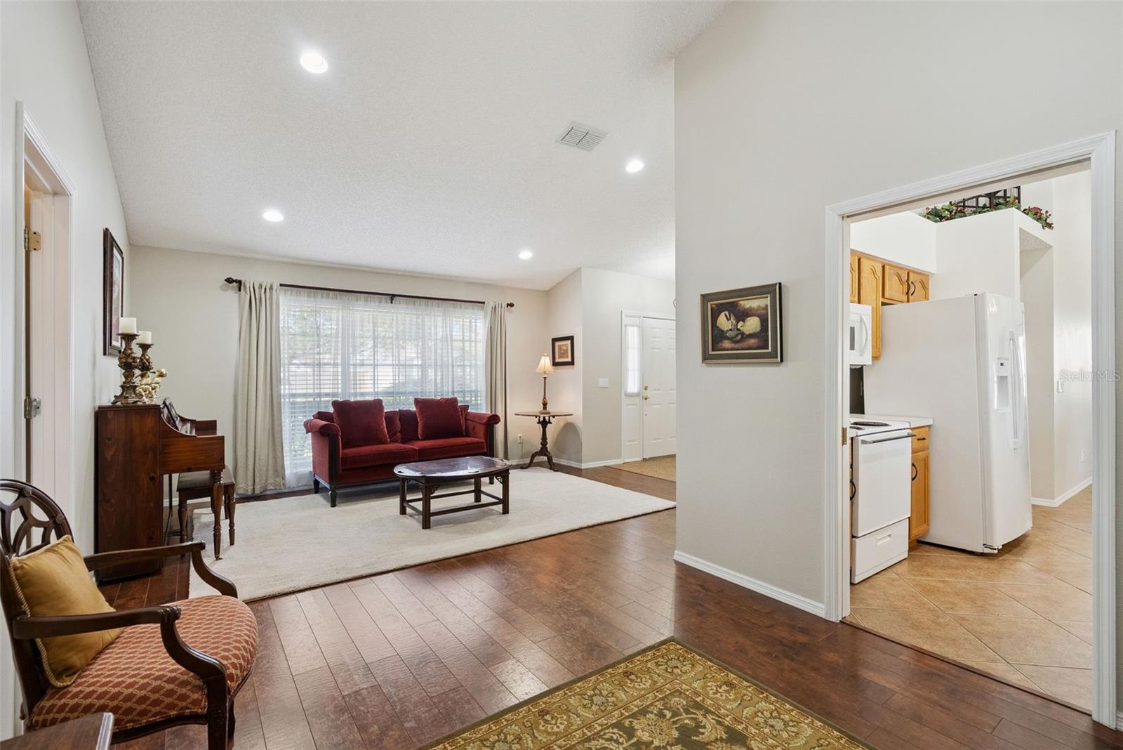 RIVERSIDE AT TWIN RIVERS UN 2 - Residential