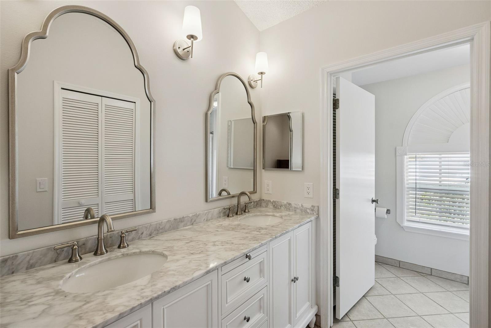 RIVERSIDE AT TWIN RIVERS UN 2 - Residential