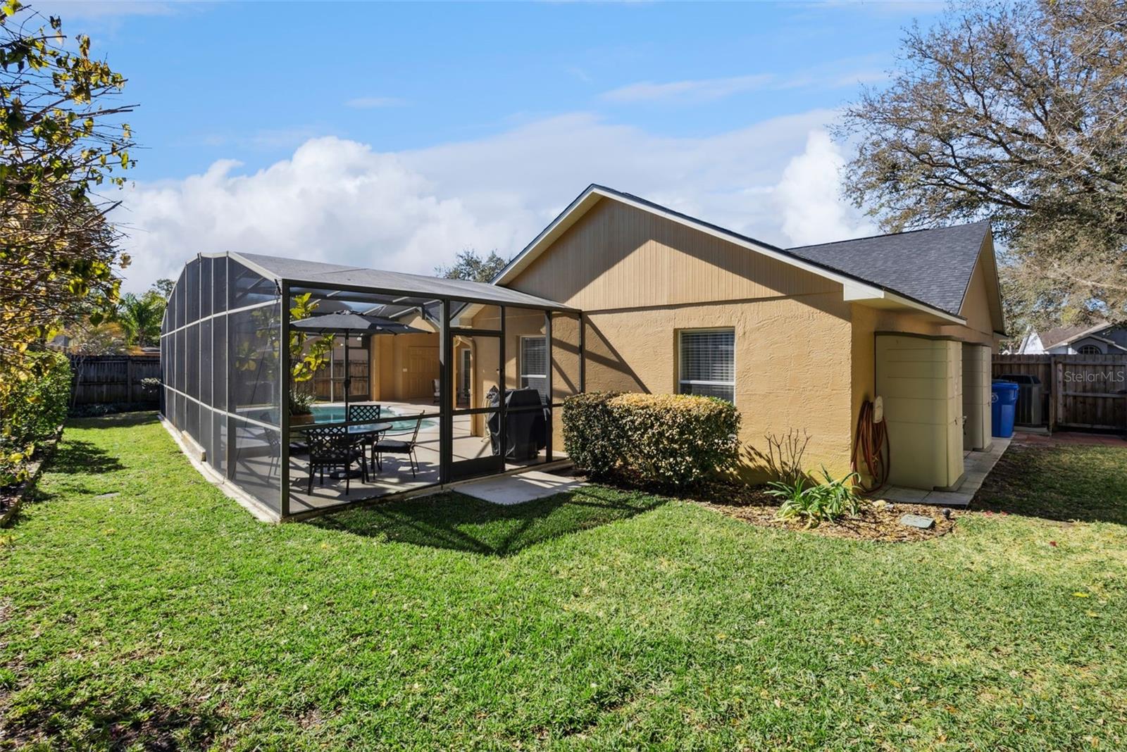 RIVERSIDE AT TWIN RIVERS UN 2 - Residential