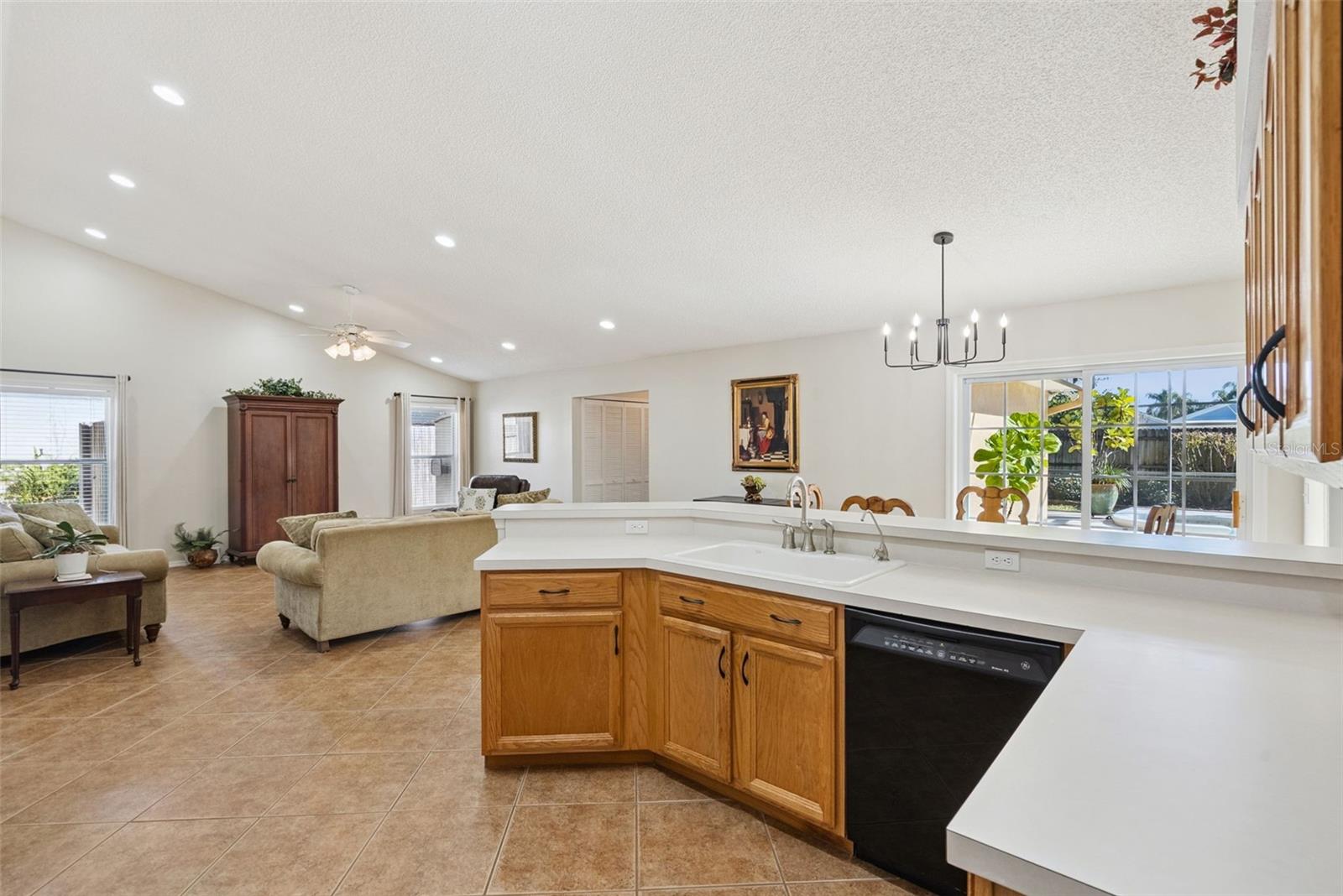 RIVERSIDE AT TWIN RIVERS UN 2 - Residential