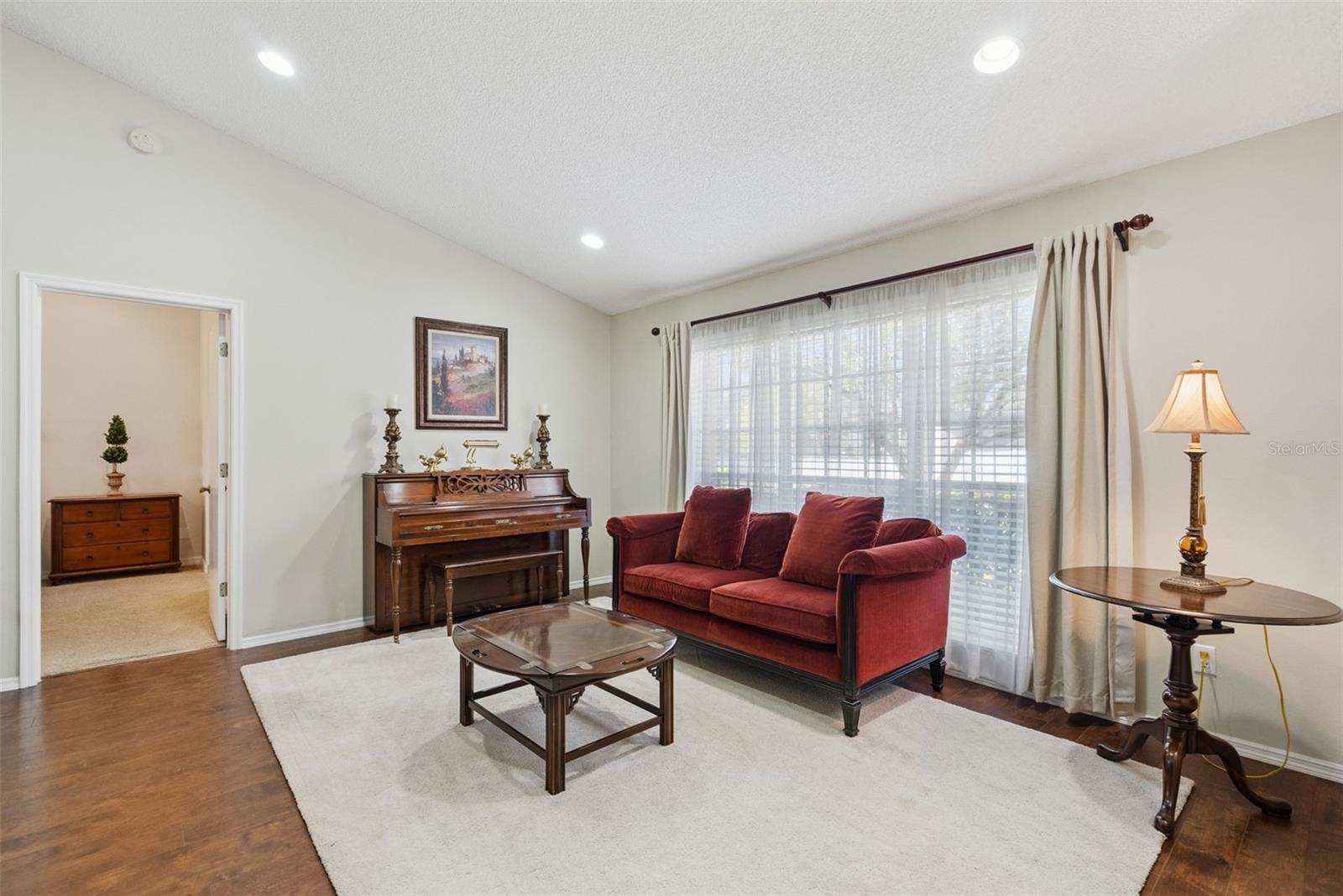 RIVERSIDE AT TWIN RIVERS UN 2 - Residential