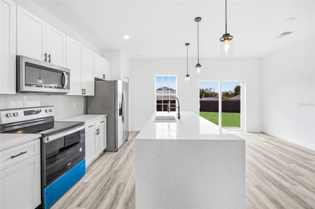 Photo of 3324 SW 137th Loop, Ocala, FL 34473 (MLS # O6385304)