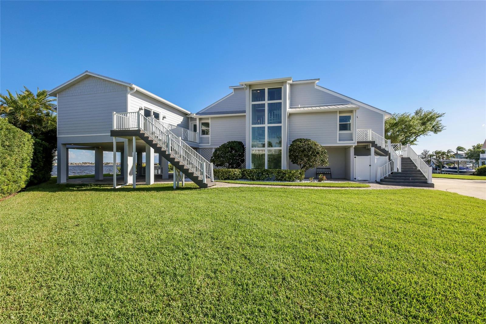 806 NANCY GAMBLE LANE