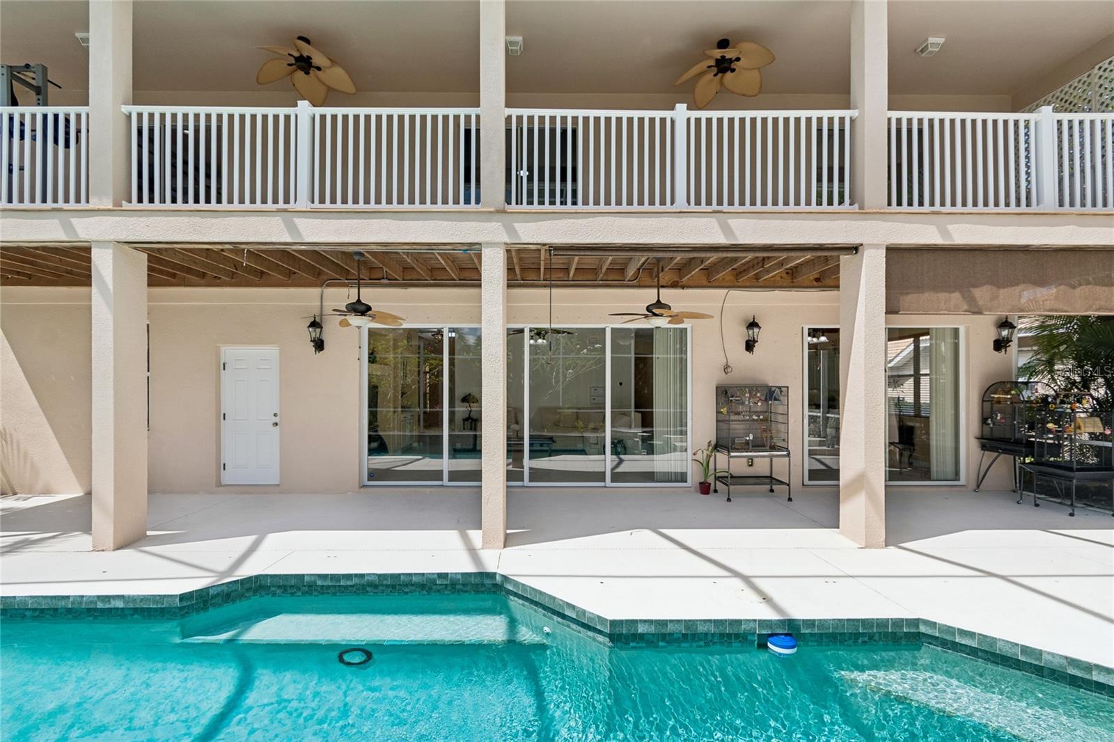 RIVER PLACE - Residential