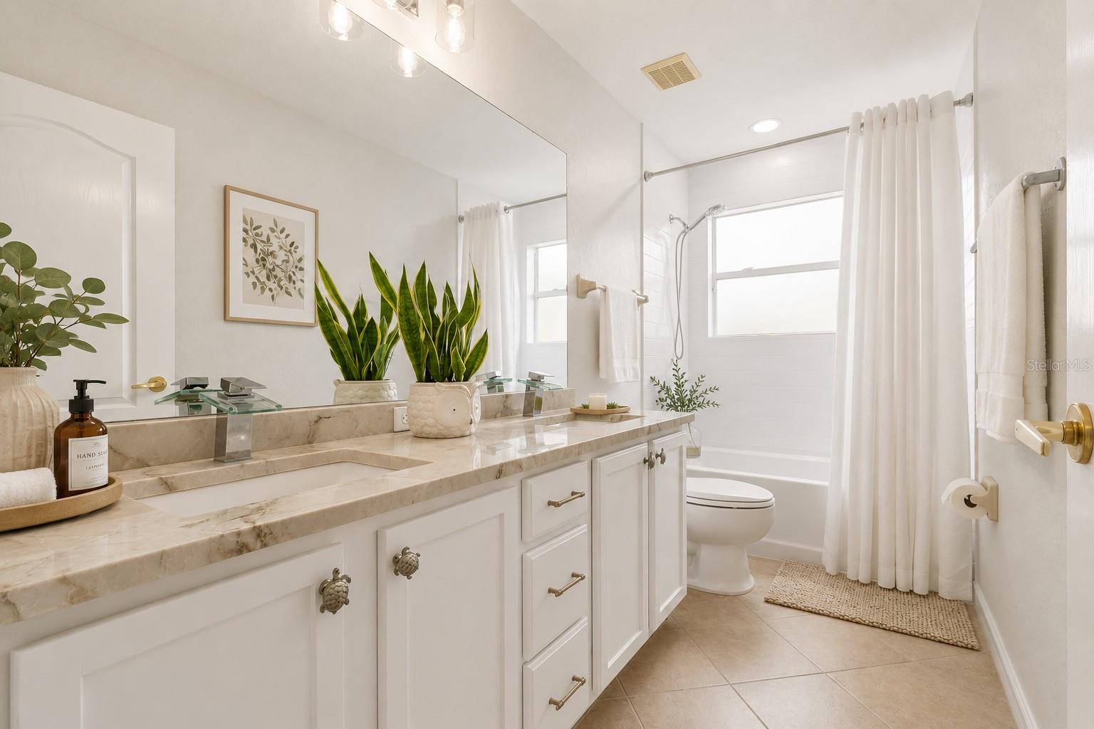 RIVER PLACE - Residential