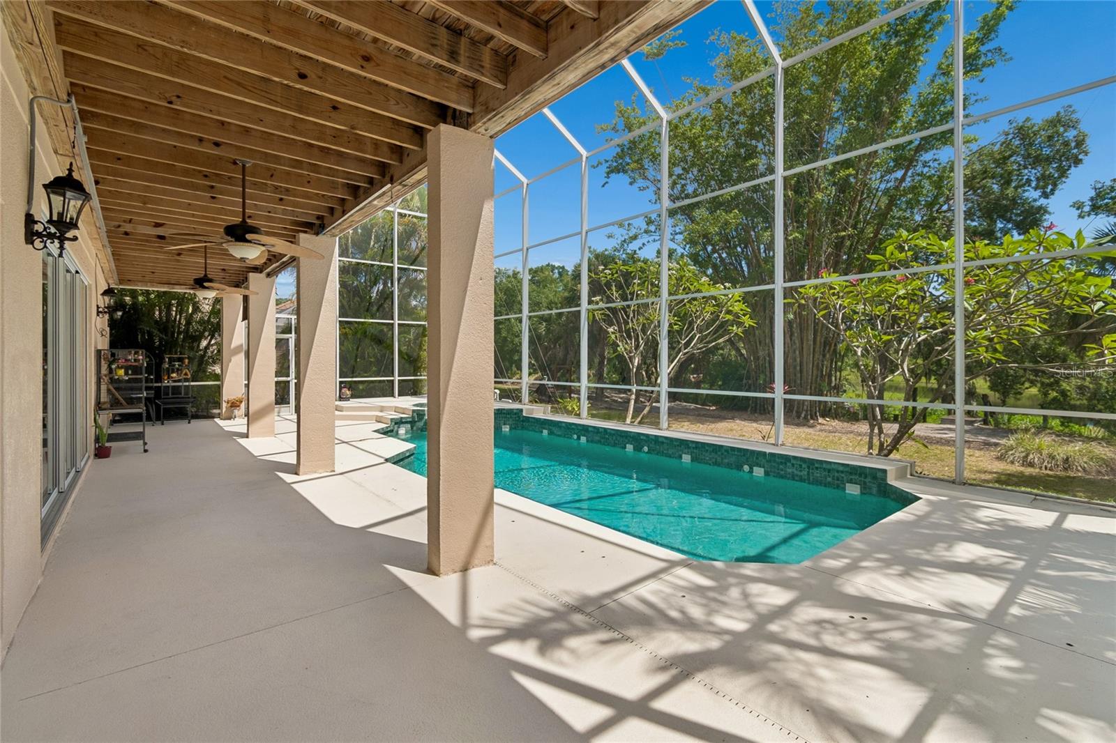 RIVER PLACE - Residential