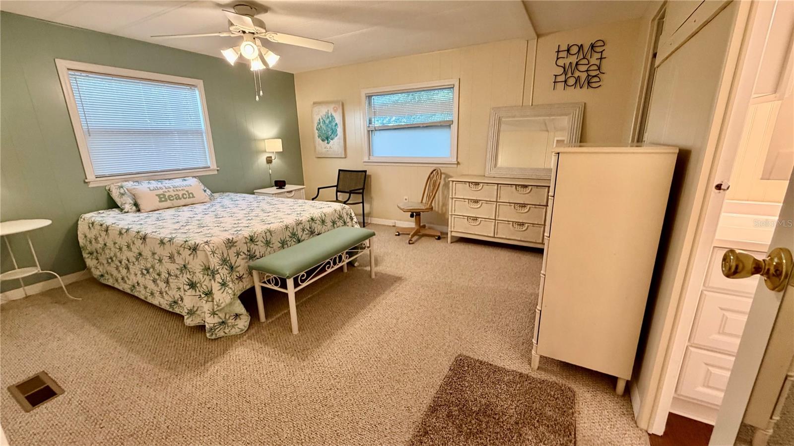 SUNSET PALMS UNREC - Residential