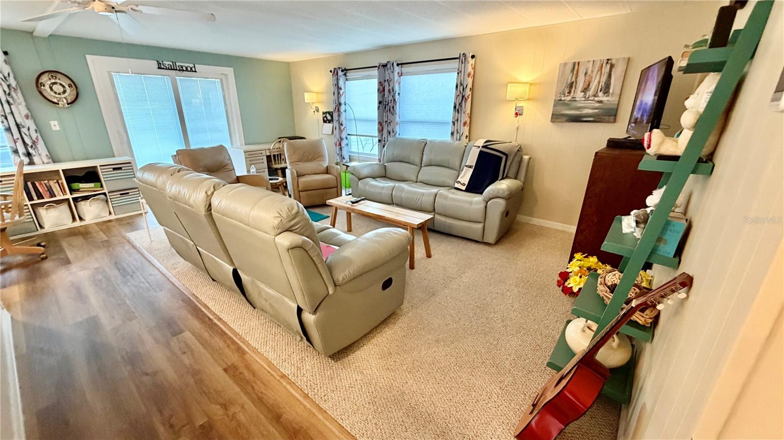 SUNSET PALMS UNREC - Residential