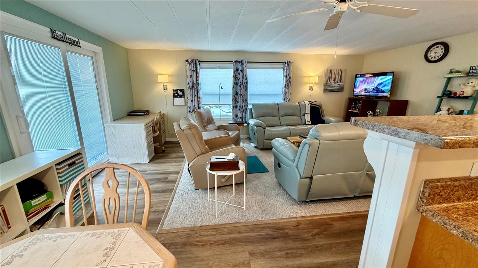 SUNSET PALMS UNREC - Residential