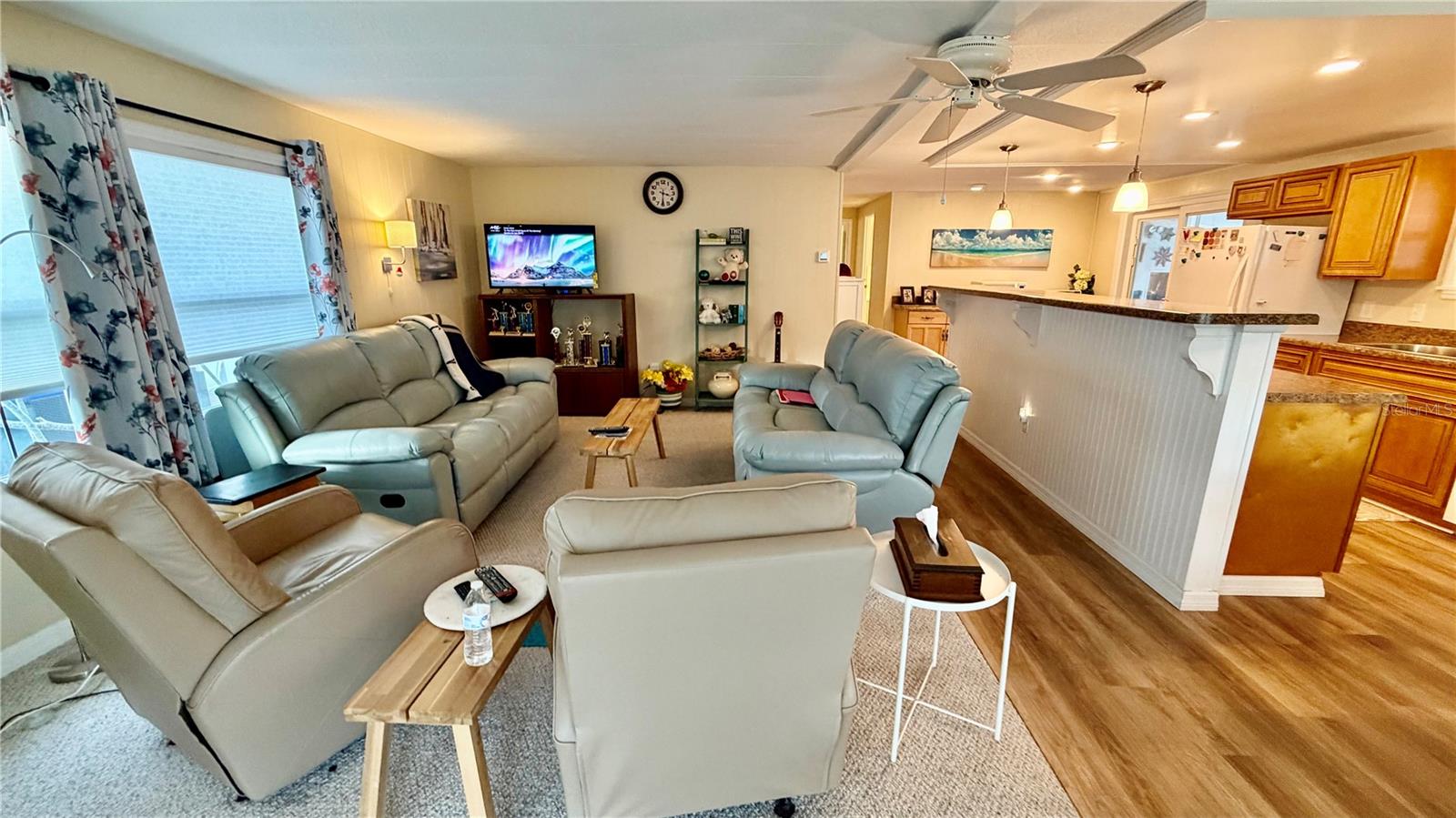 SUNSET PALMS UNREC - Residential