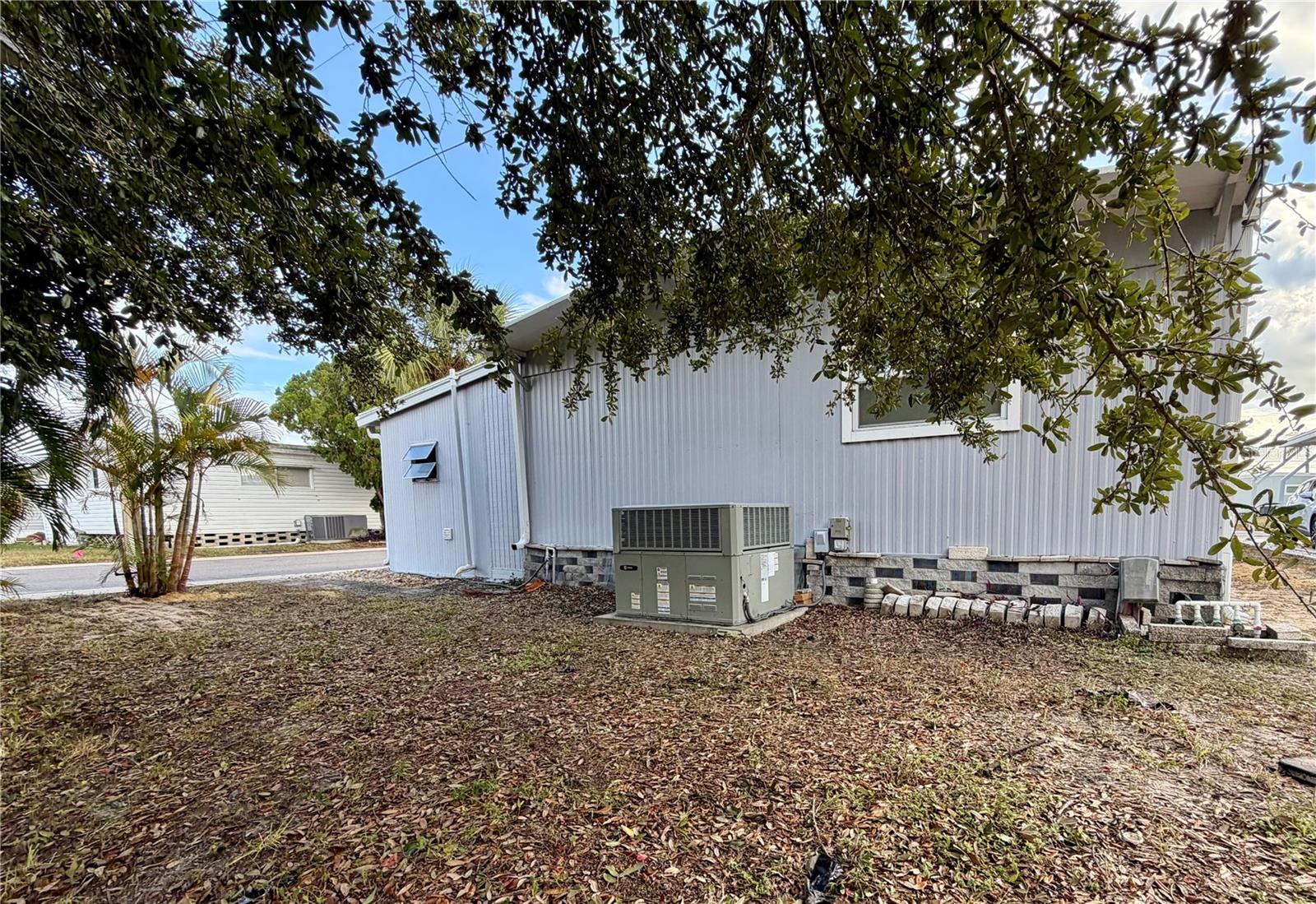 SUNSET PALMS UNREC - Residential