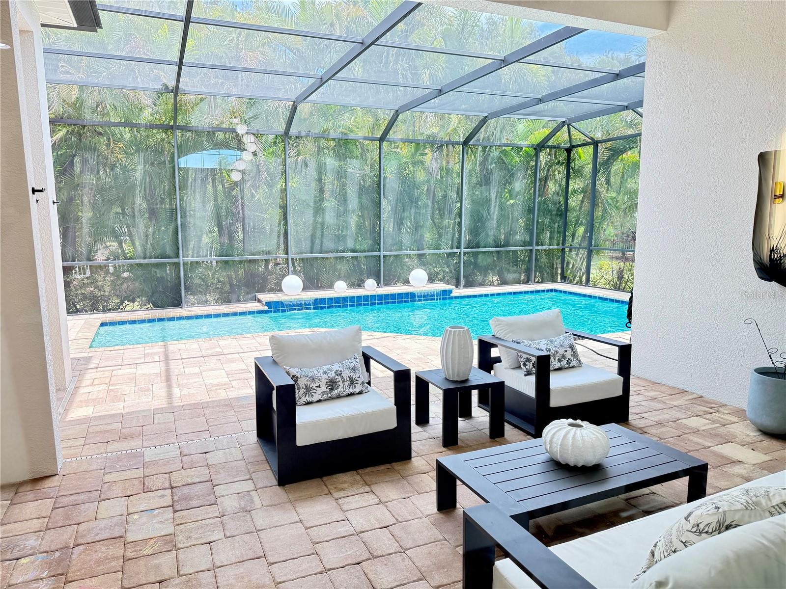 COUNTRY CLUB EAST AT LAKEWD RNCH RR - Residential Lease