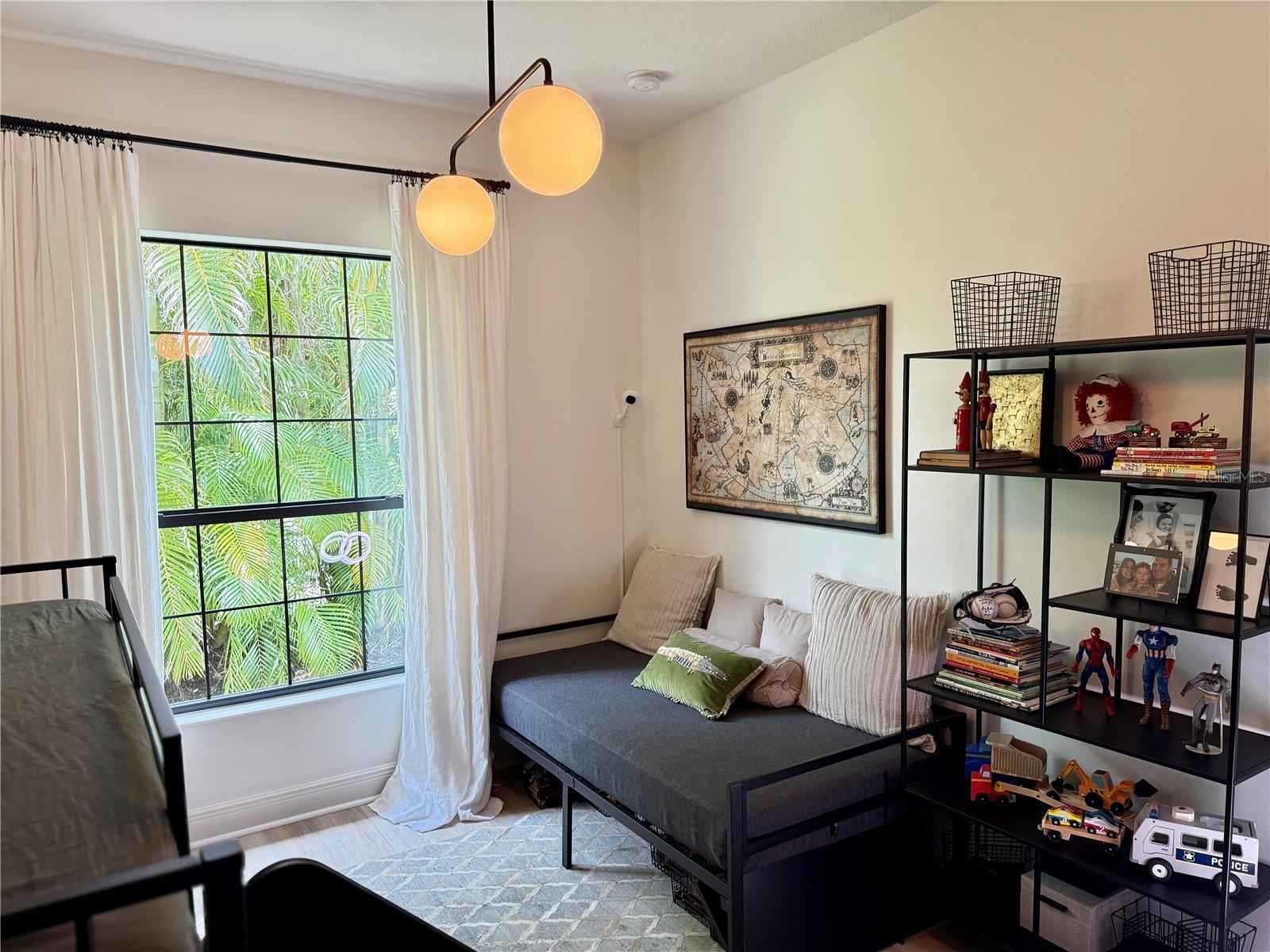 COUNTRY CLUB EAST AT LAKEWD RNCH RR - Residential Lease