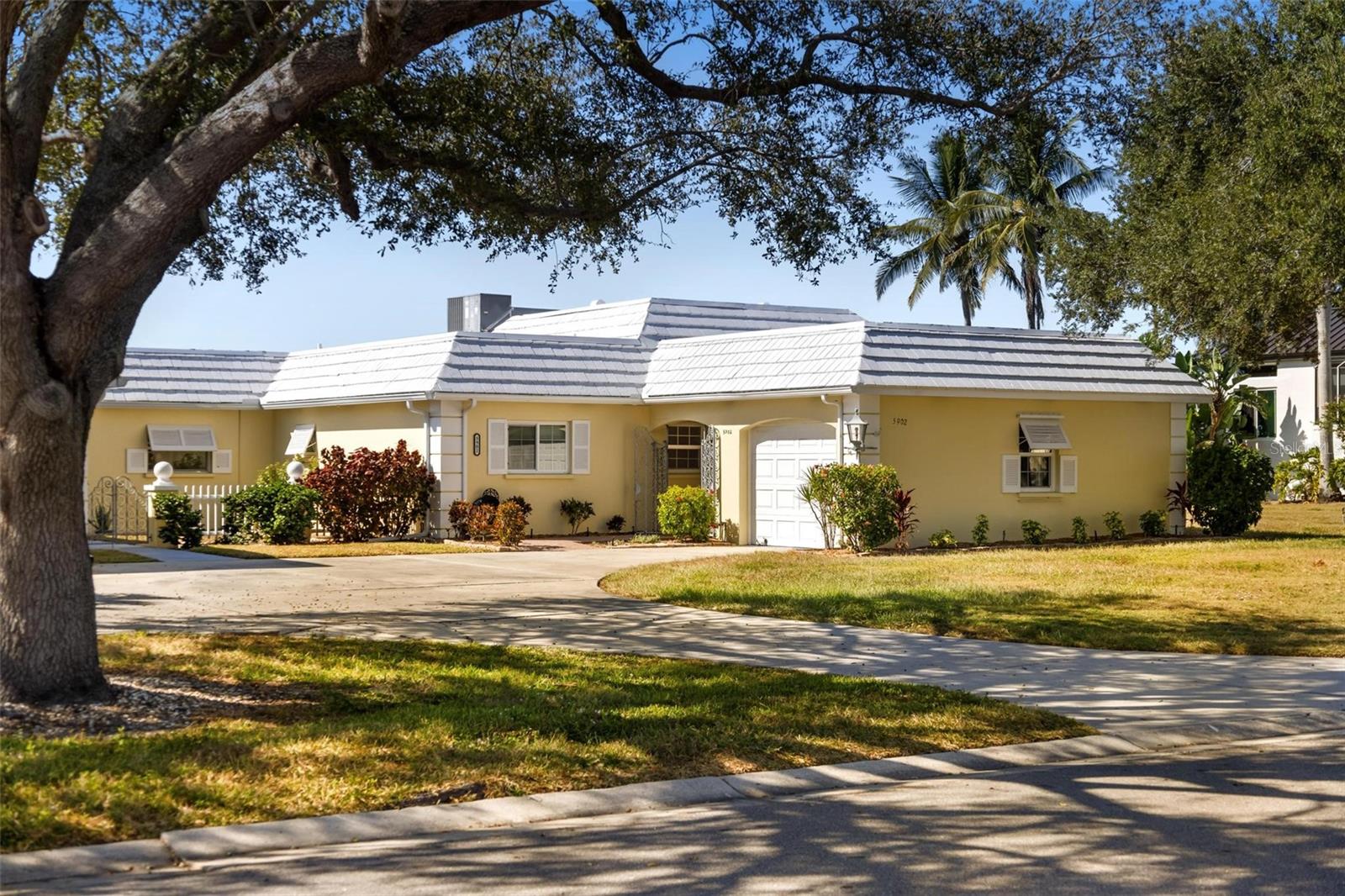 BAYWOOD COLONY SEC 1 - Residential