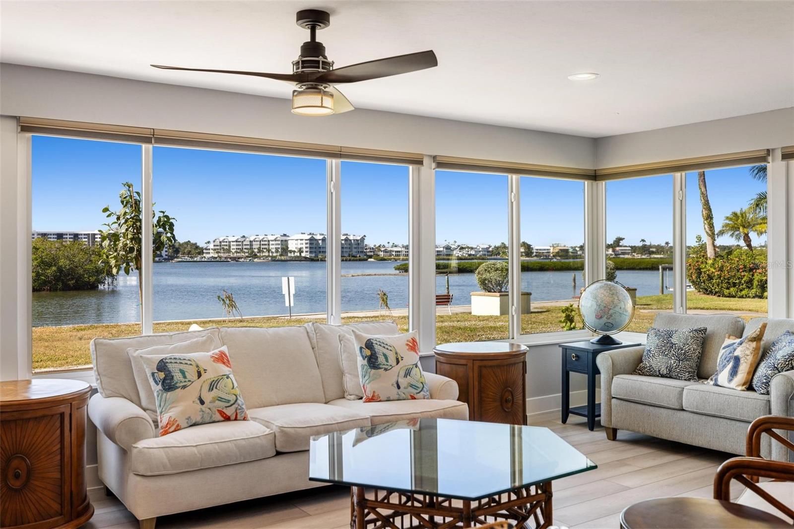 5902 TIDEWOOD AVENUE 1