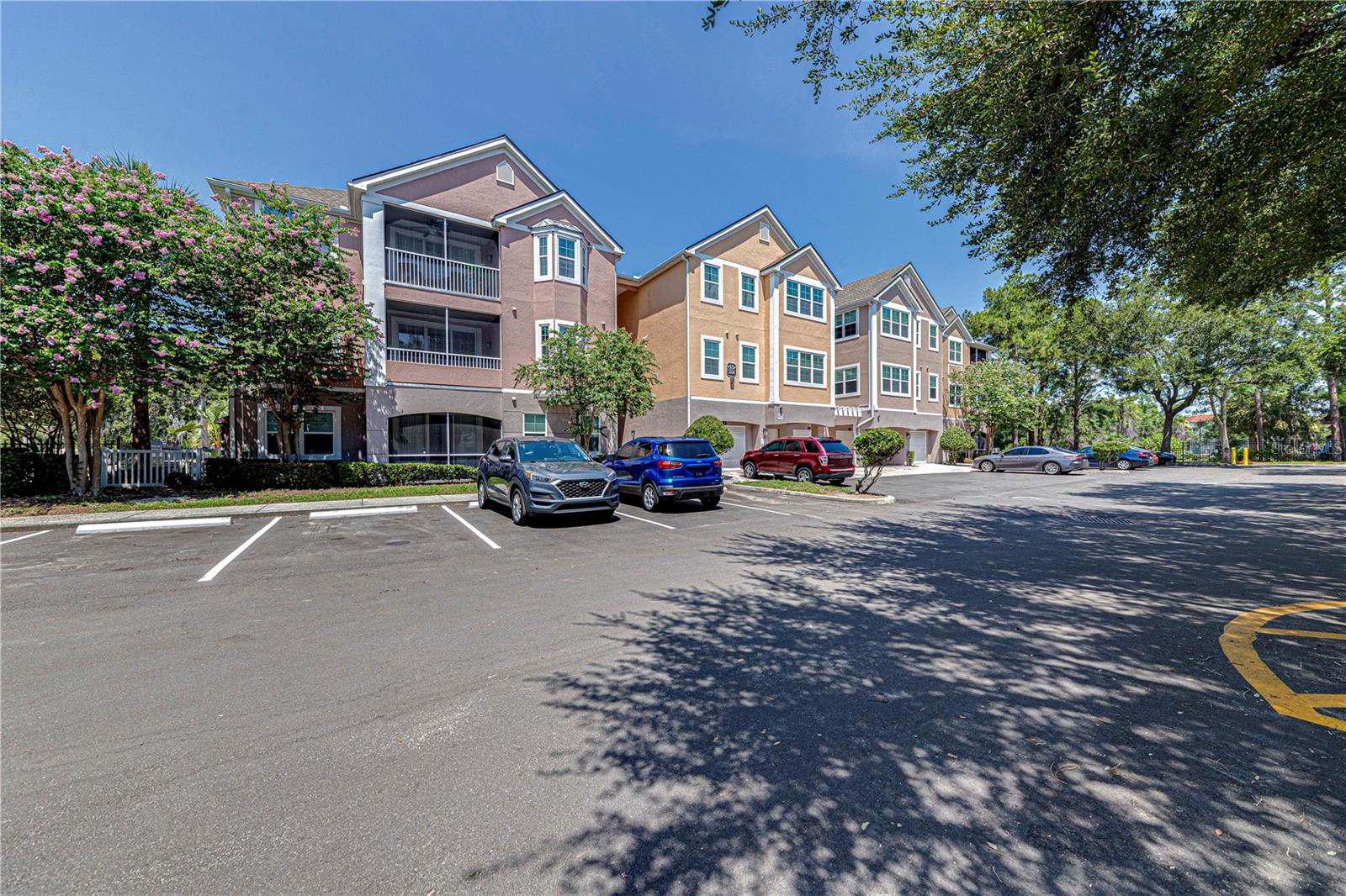 3250 CORONA VILLAGE WAY 305