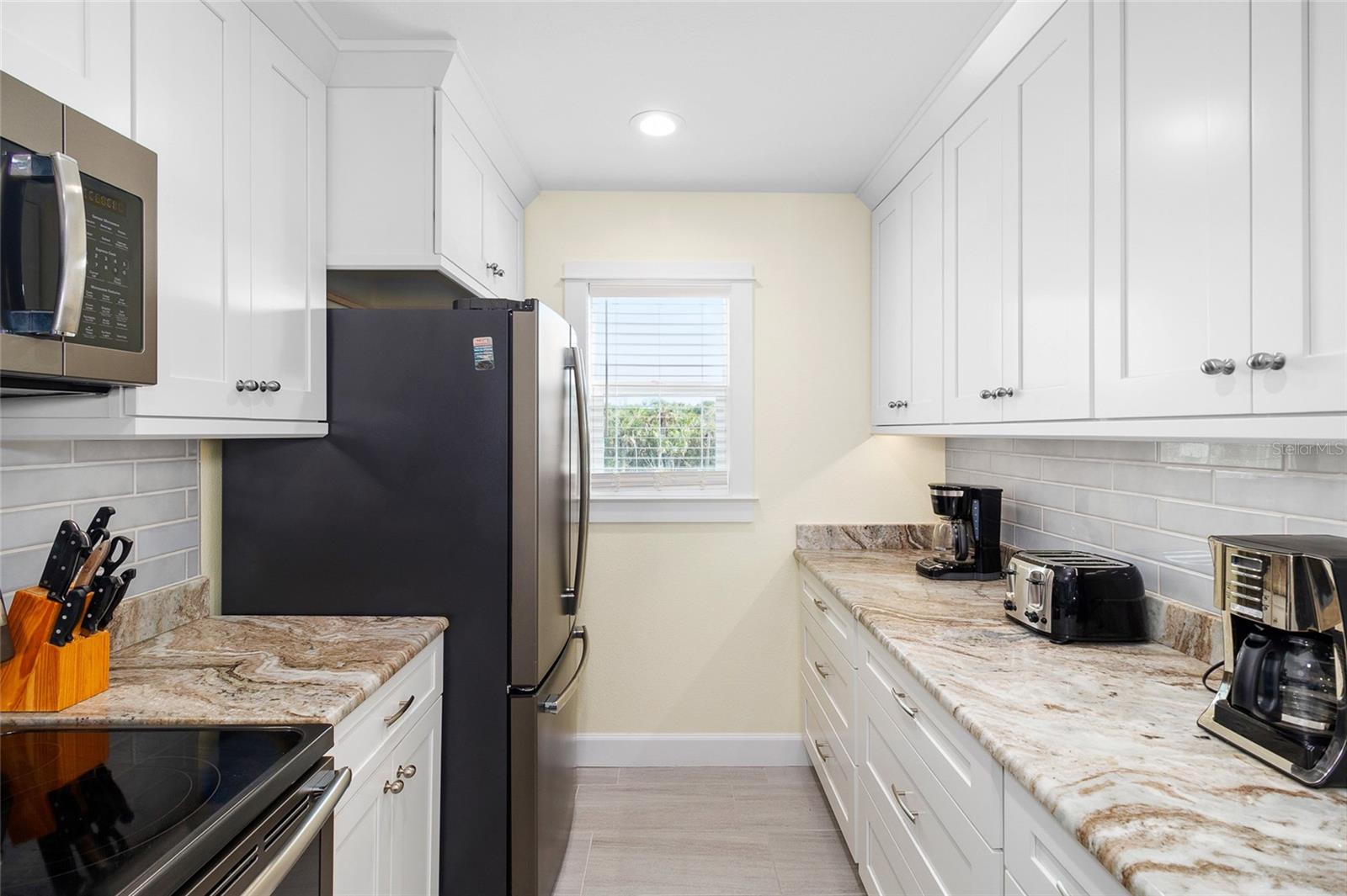 460 GULF BOULEVARD 4
