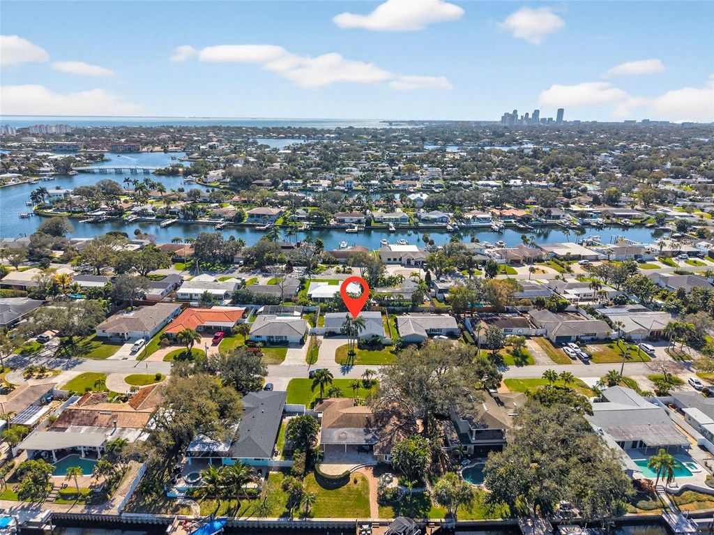 Photo of 1122 45th Avenue NE, St Petersburg, FL 33703 (MLS # TB8527187)