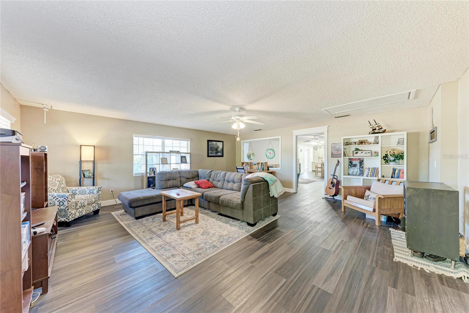 1050; N 1/4 OF 15/34/17 - Residential