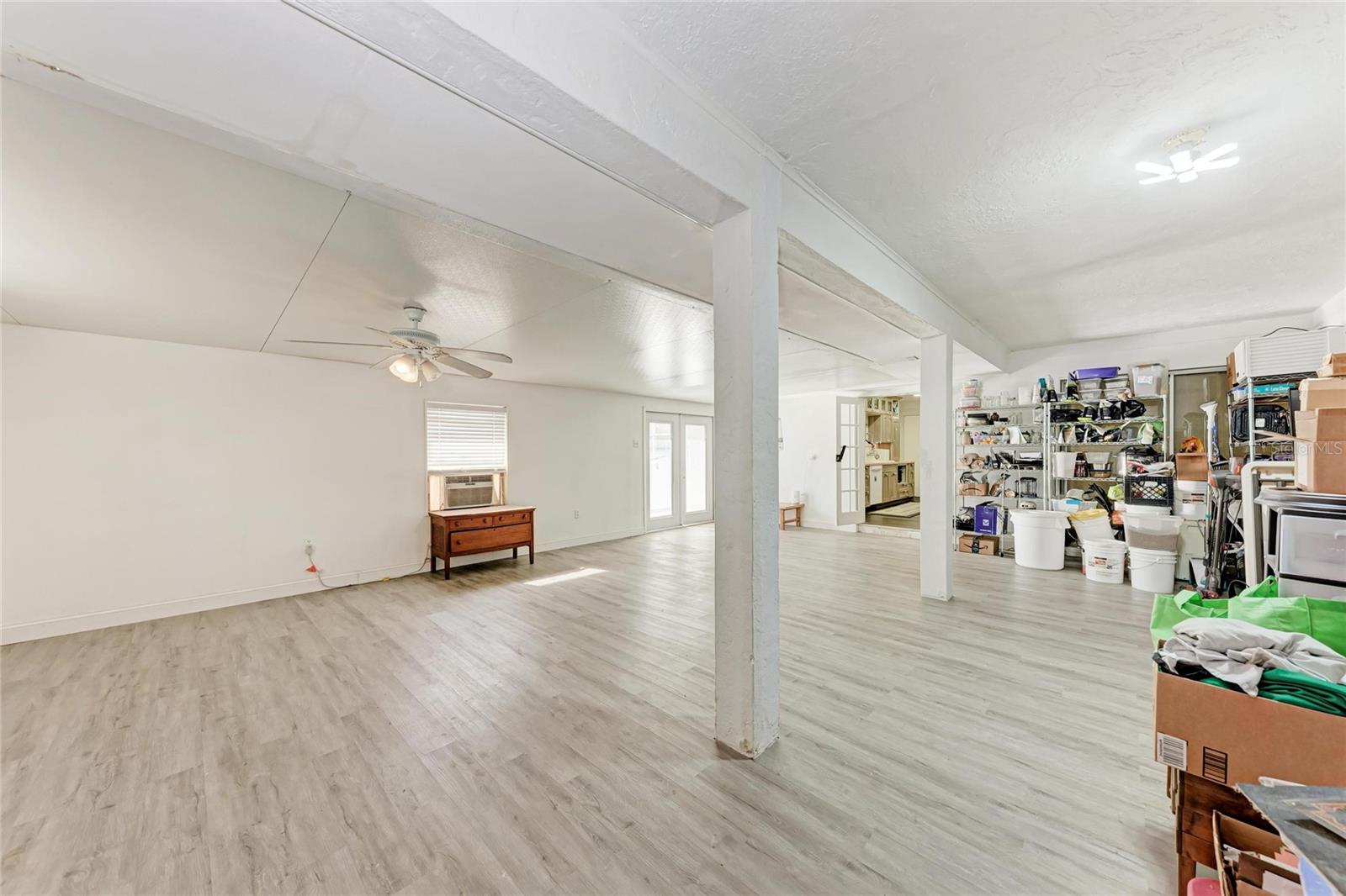 1050; N 1/4 OF 15/34/17 - Residential