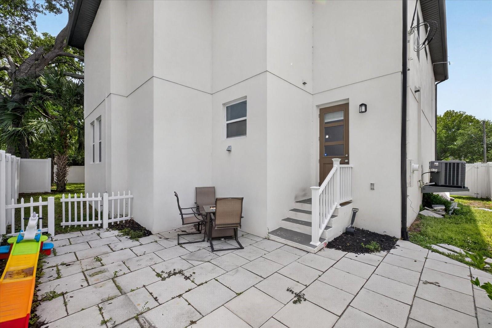 ANITA SUB - Residential