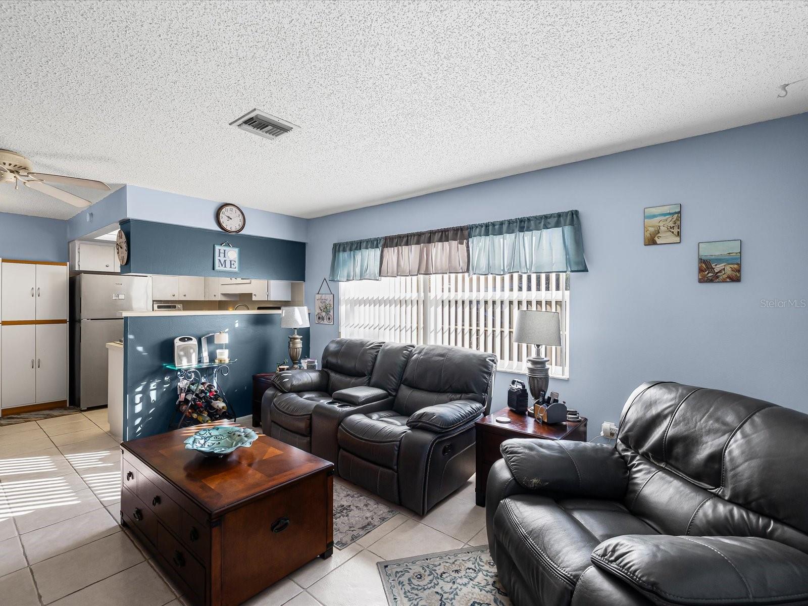 CEDAR POINTE CONDO PH 01 - Residential