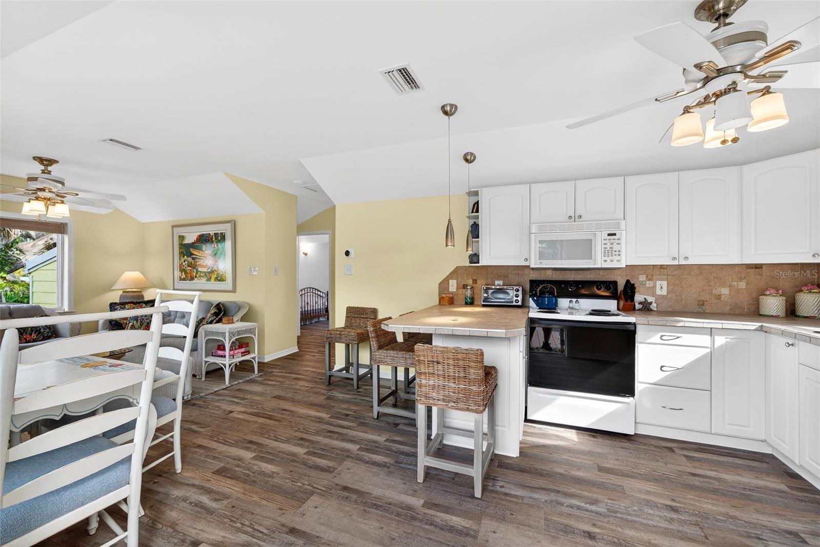 POINT OF ROCKS SUB - Residential