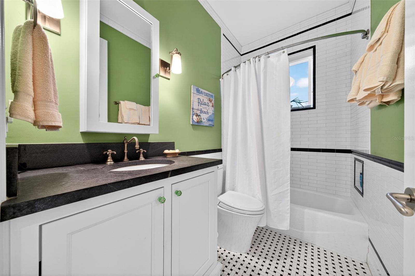 POINT OF ROCKS SUB - Residential