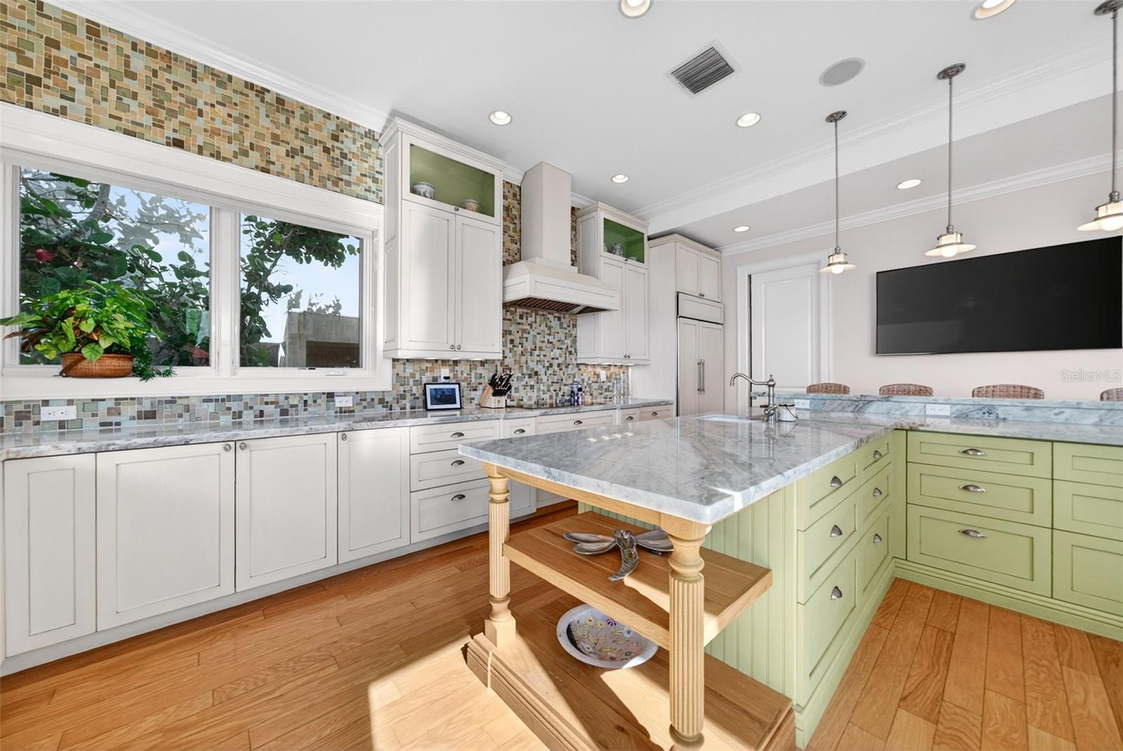 POINT OF ROCKS SUB - Residential