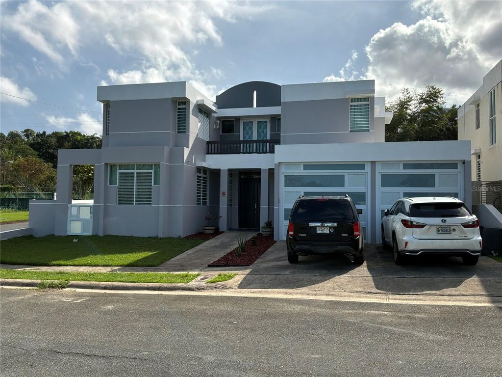 Photo of Dalia 525 Estancias Del Bosque, Trujillo Alto, PR 00976 (MLS # PR9120267)