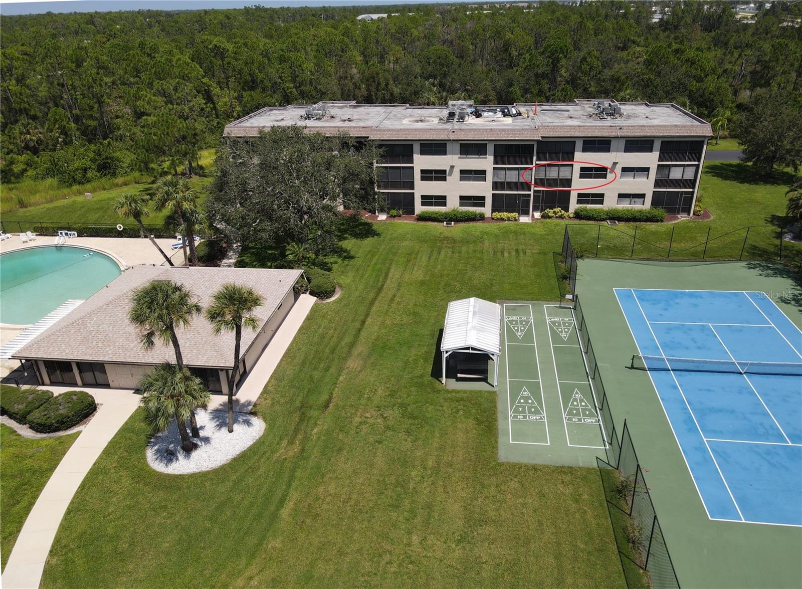 SANDHILL PINES BLDG 02 - Residential