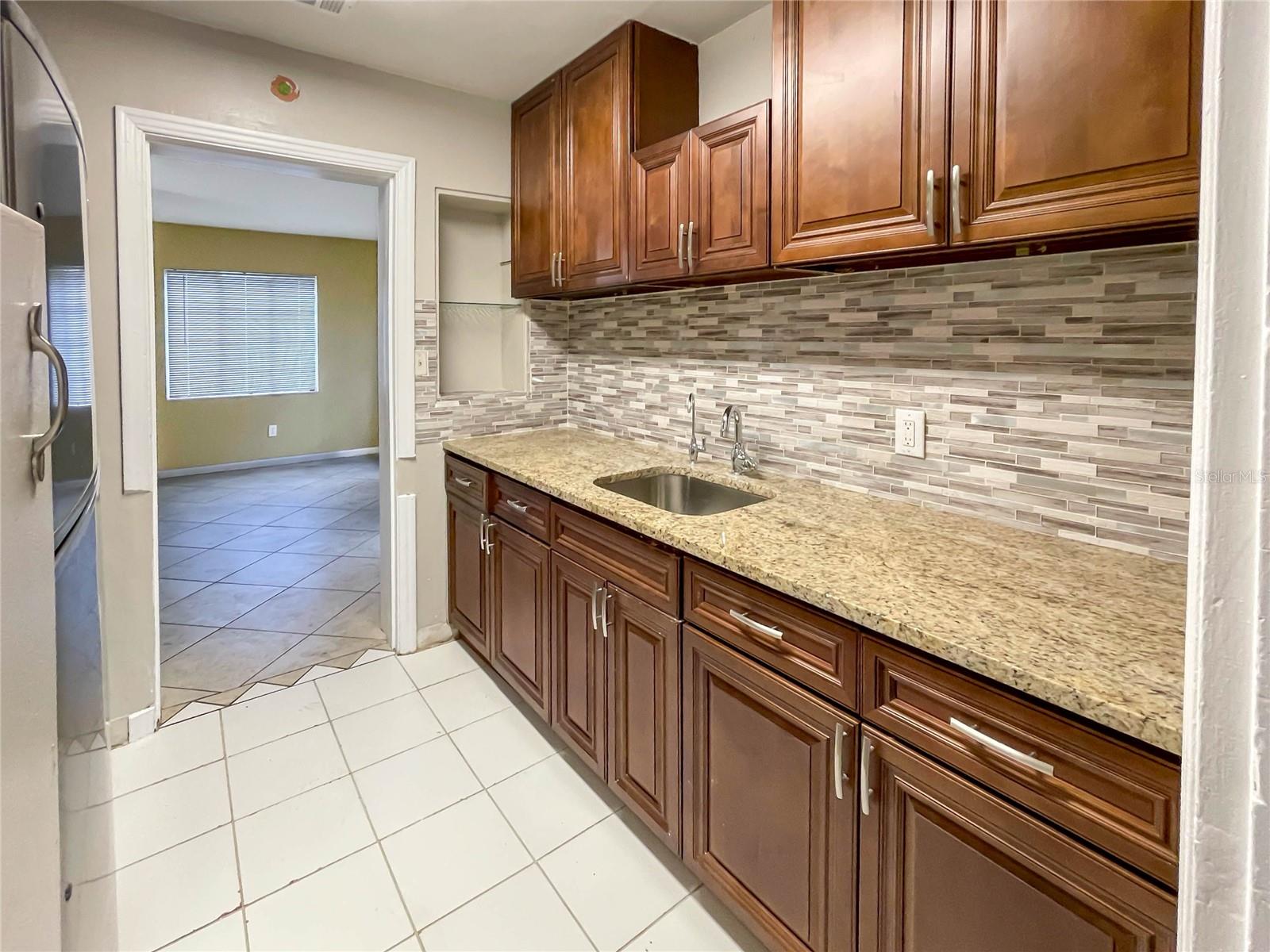 LEESBURG WHISPERING PINES - Residential