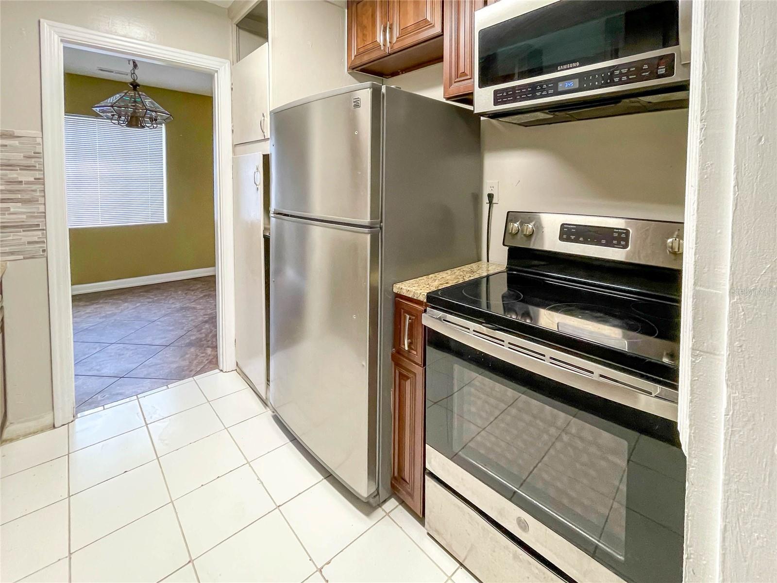 LEESBURG WHISPERING PINES - Residential
