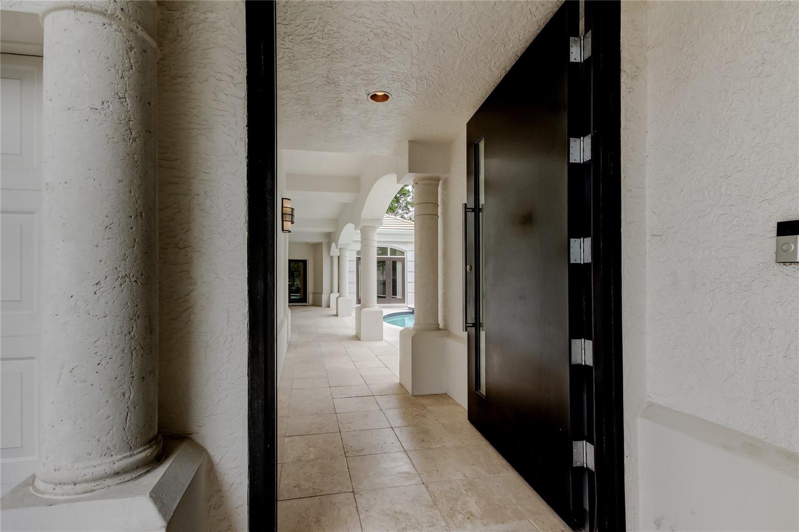 905 MOORING CIRCLE