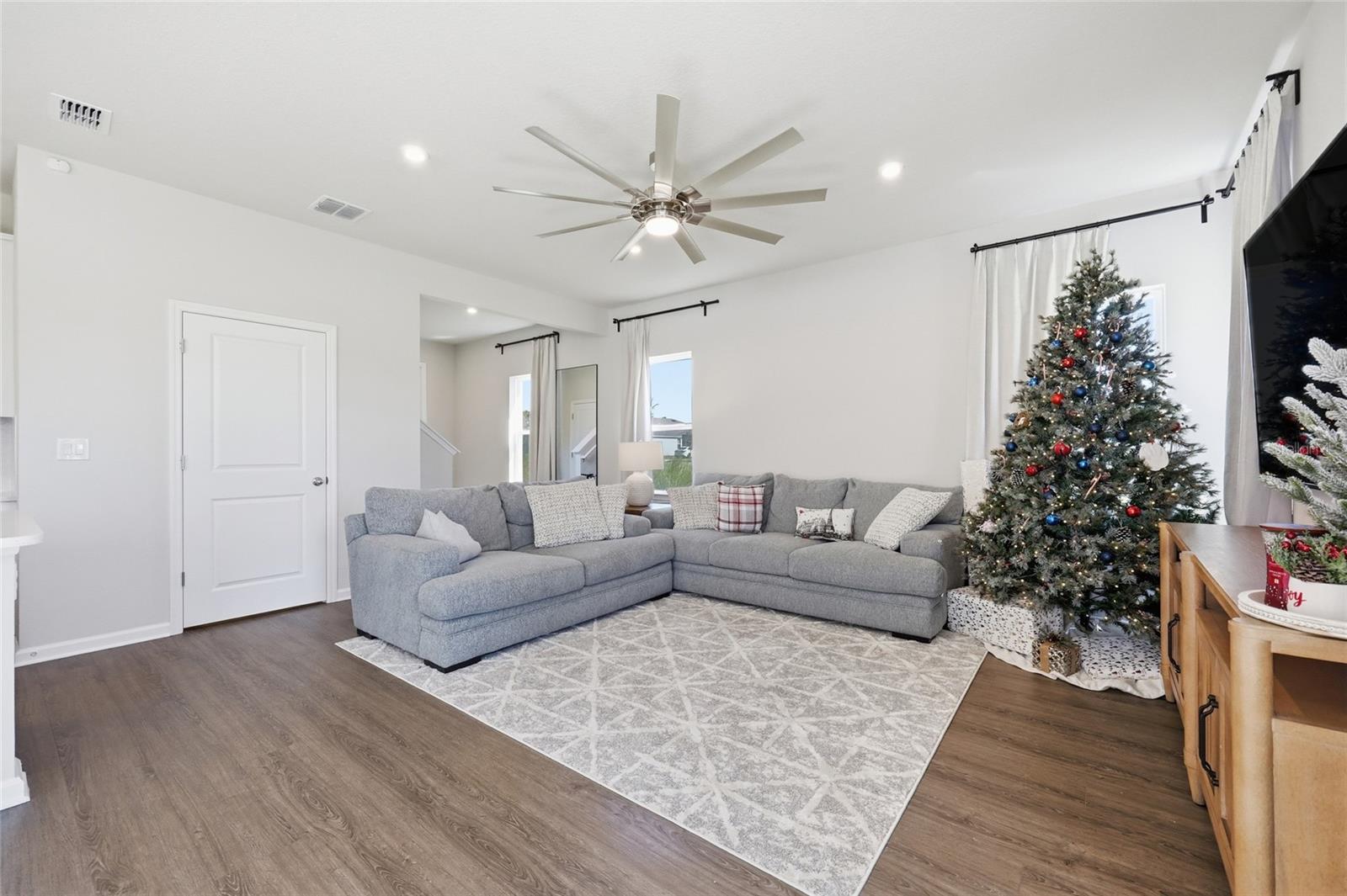 LAKEWOOD PK PH 3 - Residential