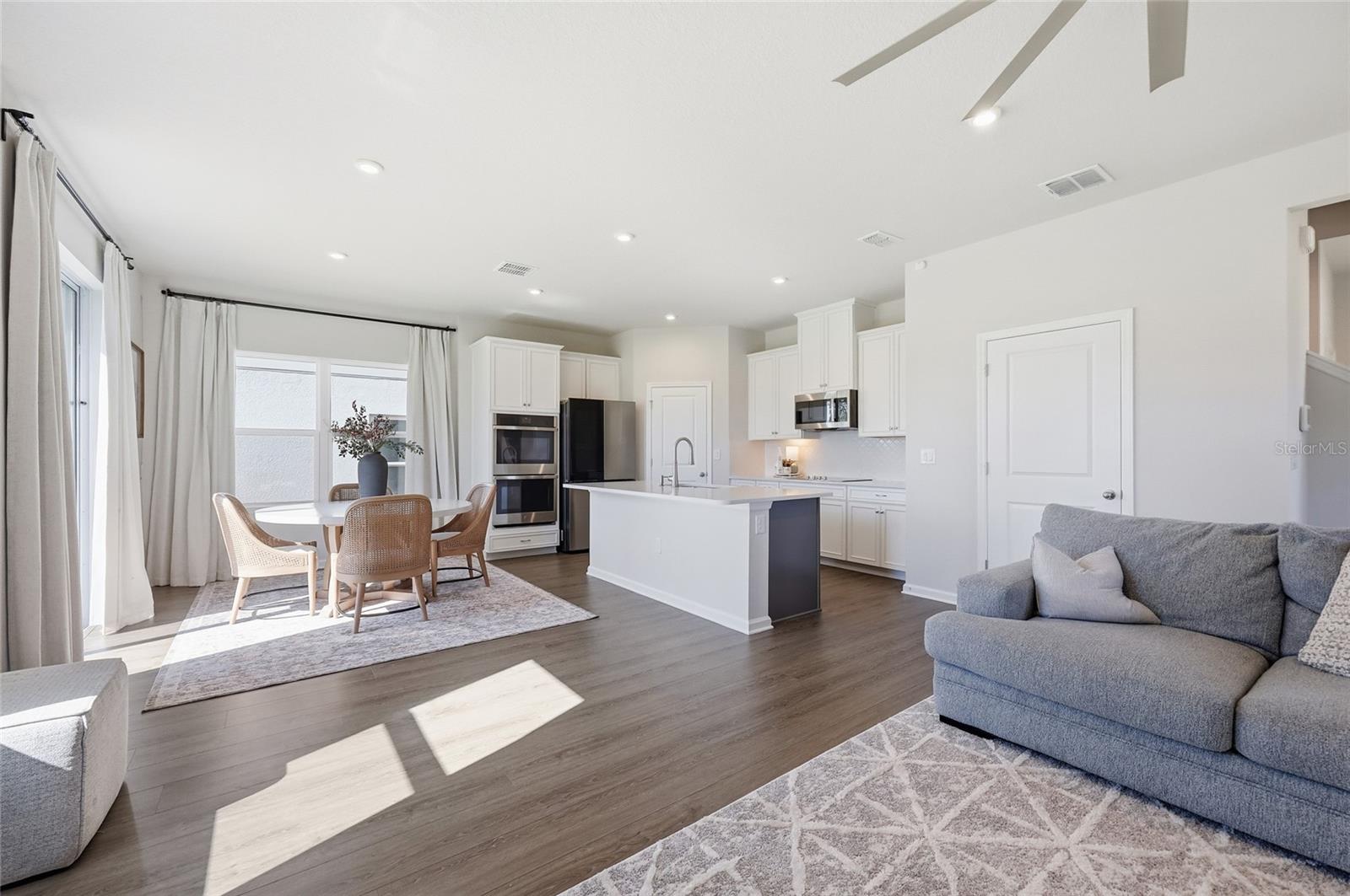 LAKEWOOD PK PH 3 - Residential