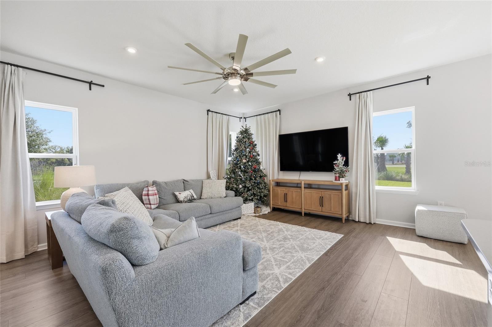 LAKEWOOD PK PH 3 - Residential