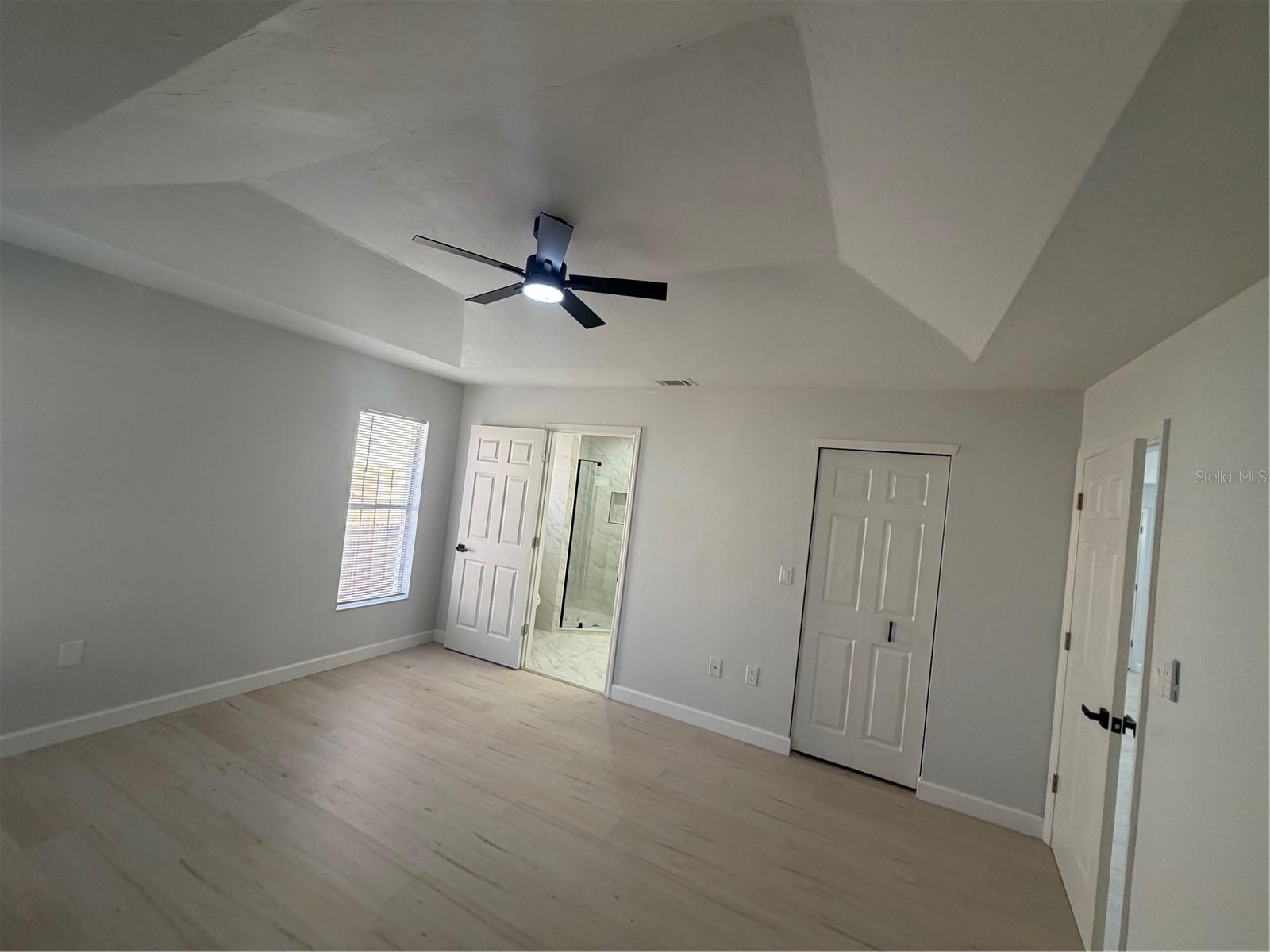 SARAPALMS - Residential