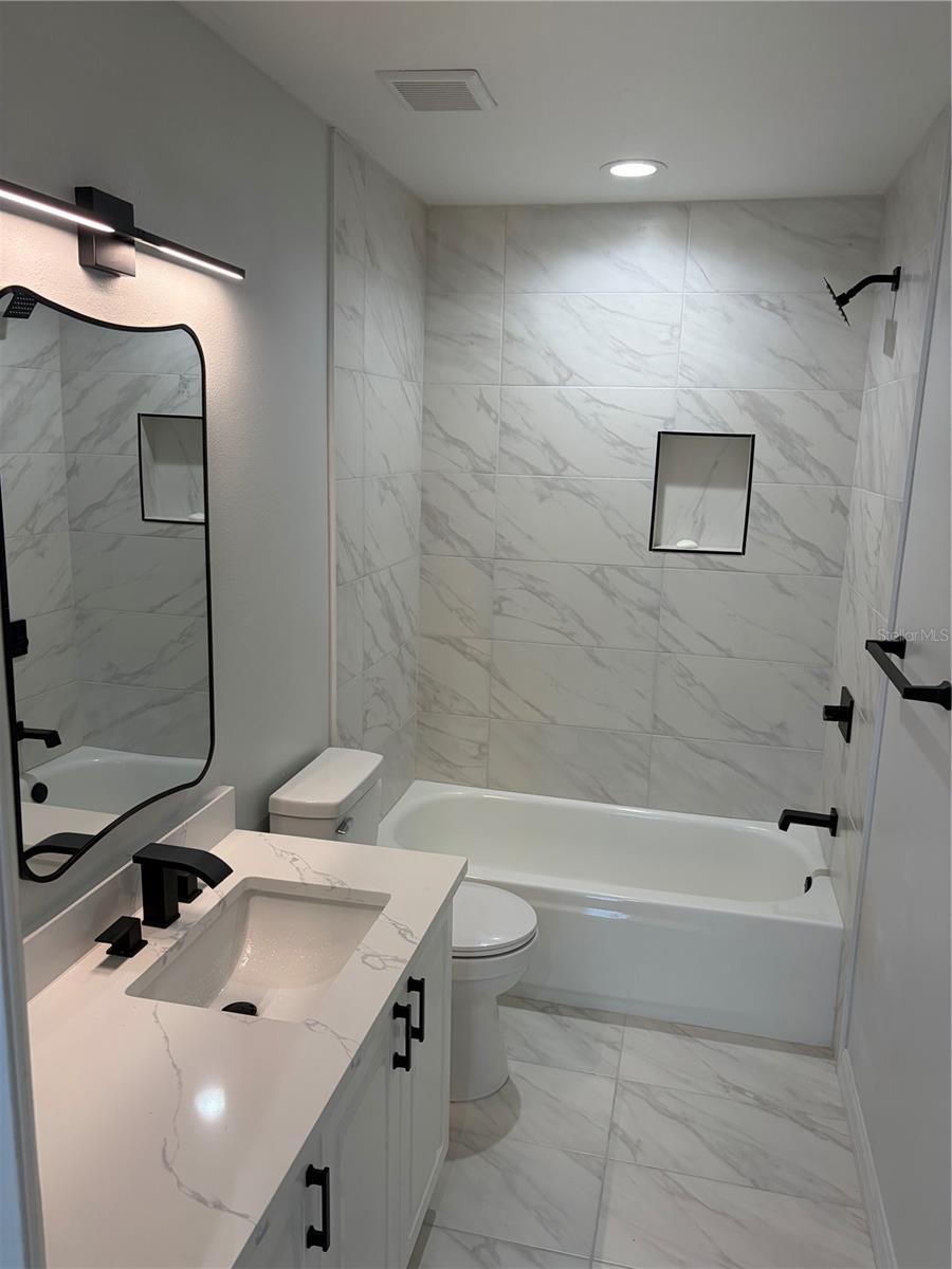 SARAPALMS - Residential