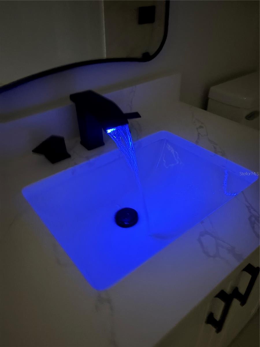 SARAPALMS - Residential