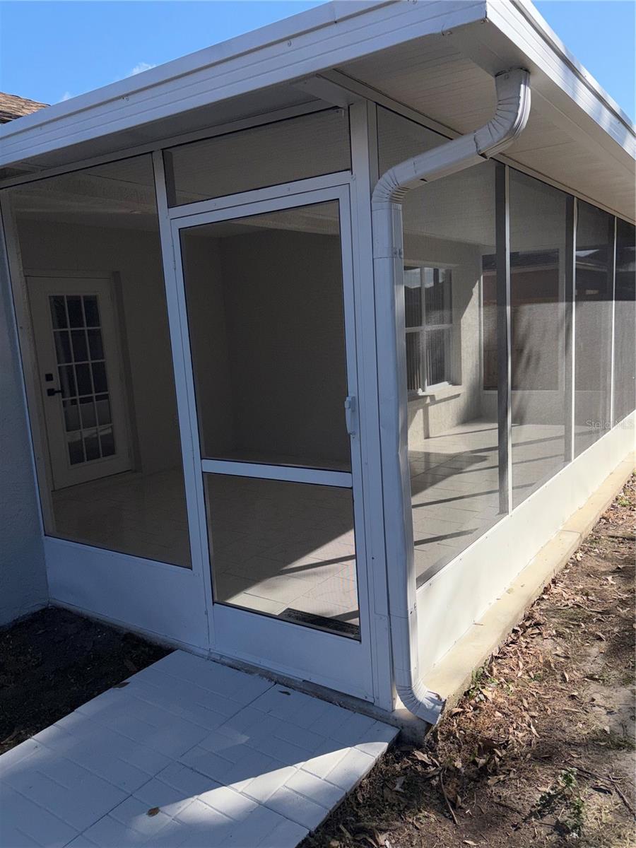 SARAPALMS - Residential