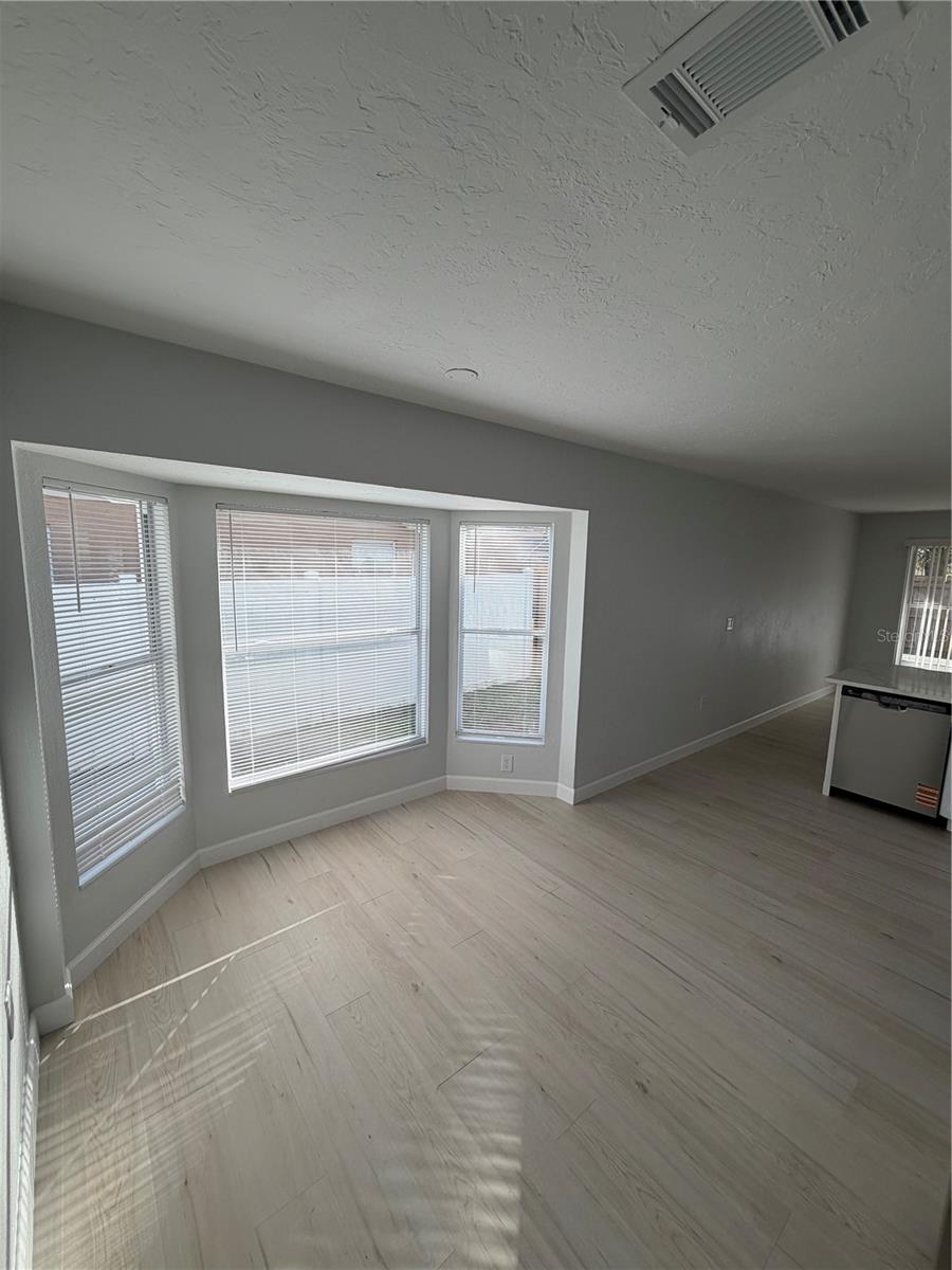 SARAPALMS - Residential