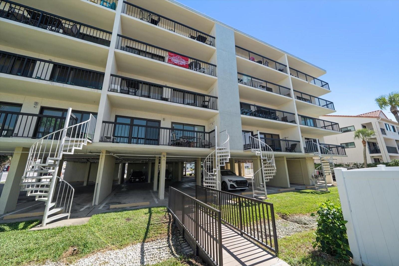 BEACHWALK CONDO INDIAN ROCKS BEACH - Residential